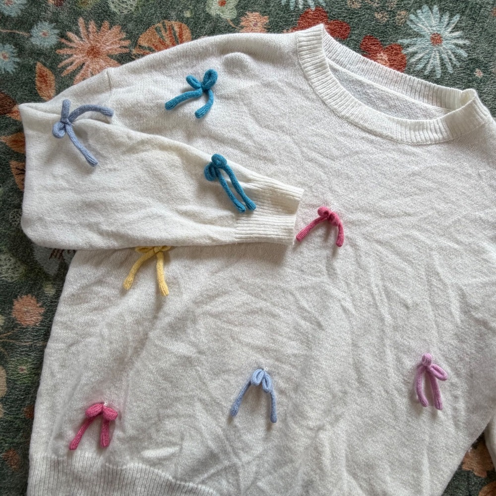 White Crewneck Sweater with Pastel 3D Knit Bows Coquette Aesthetic Size M